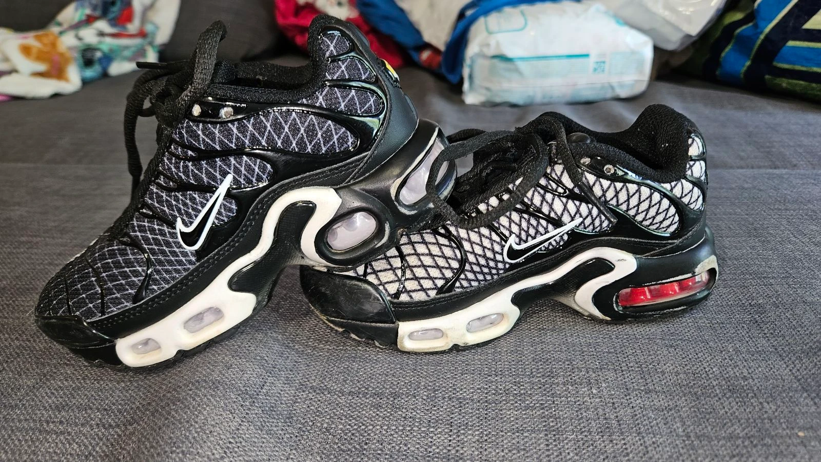 Basket nike tn 28 en très bon état